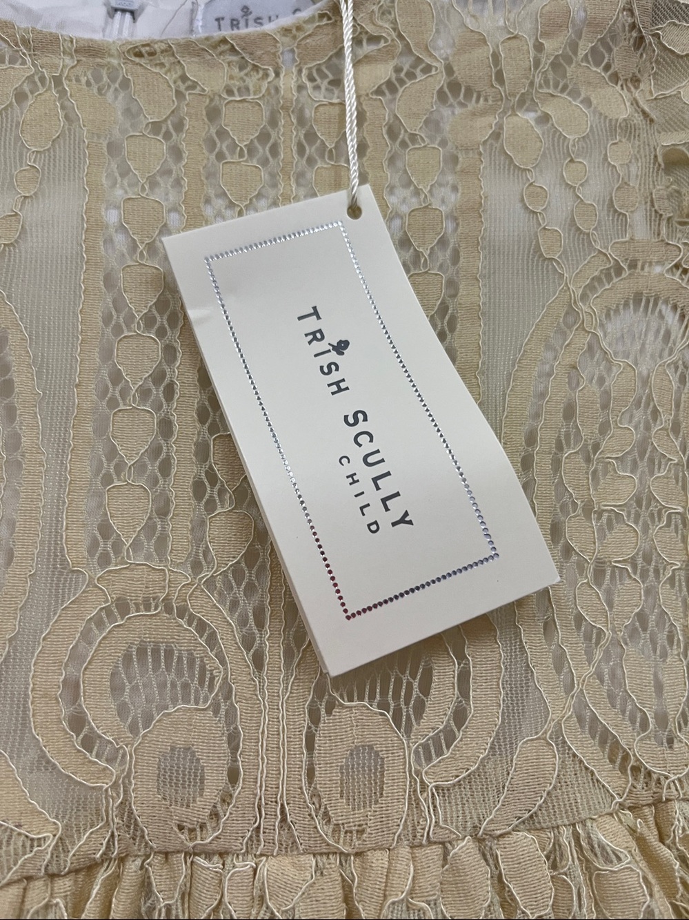 New with tags Trish Scully girl's delicate Lace Puff Sleeve Dress - Cream Size 3 - Picture 2 of 6